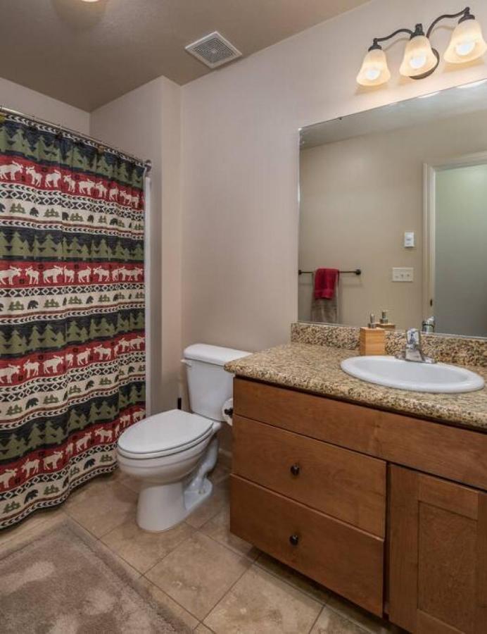 2 Bedroom Upstairs Condo With Ac In Victor, Id Eksteriør bilde